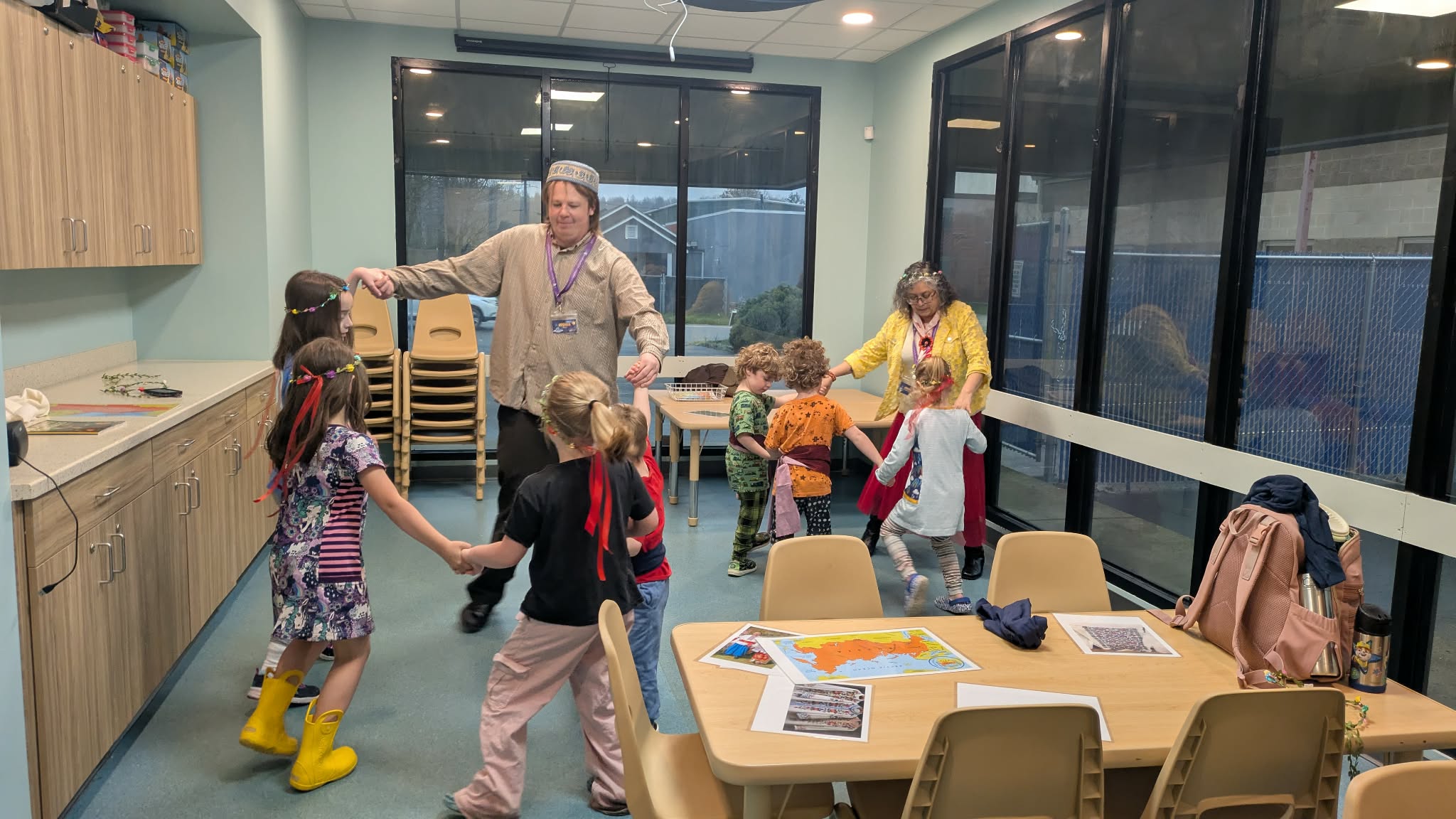 teachers and children dance at the Huntington Children's Museum